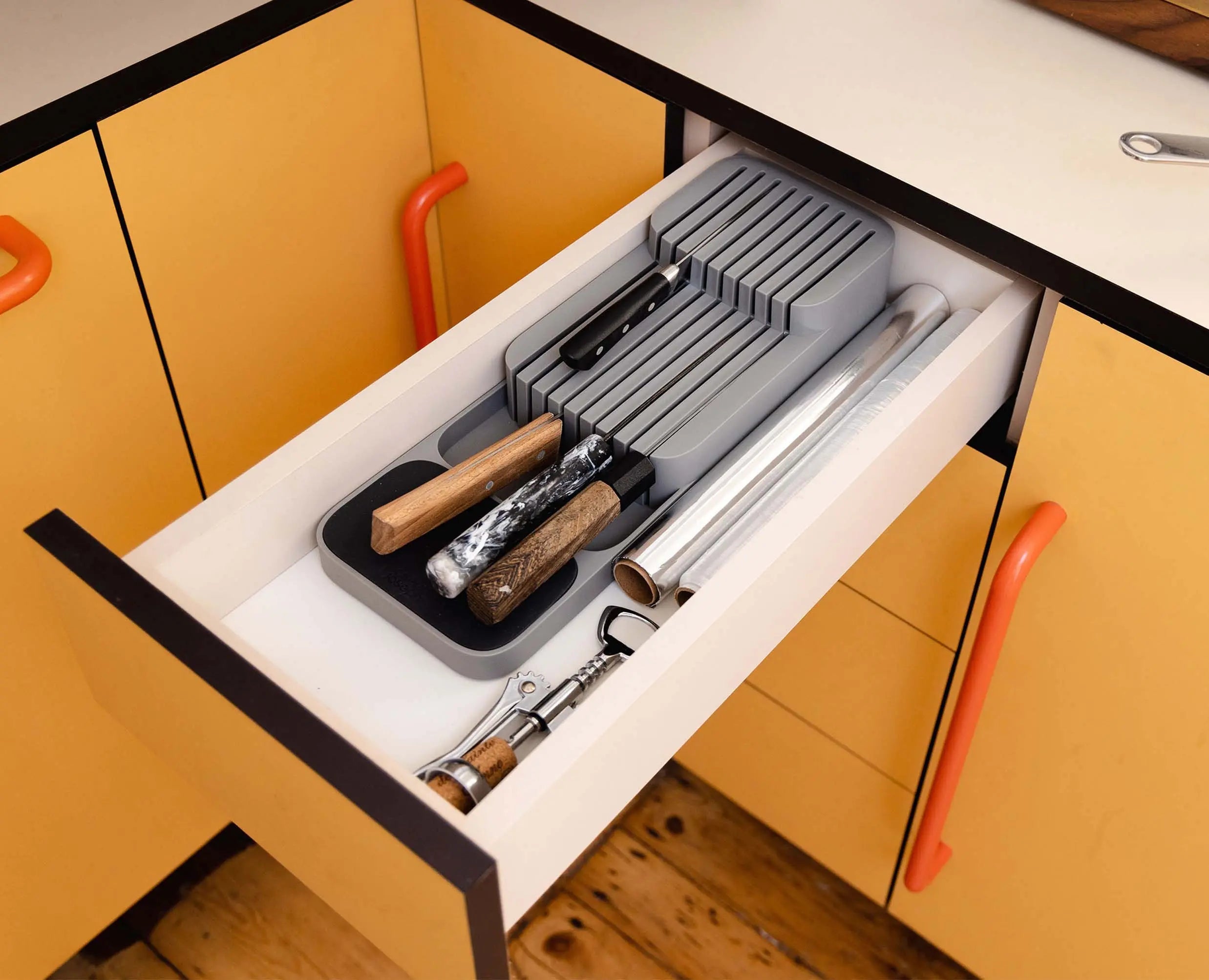 Knife drawer outlet organizer